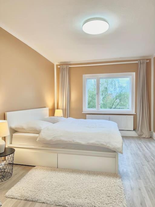 2 Zimmer Apartment Mit Parkplatz Berlin Dış mekan fotoğraf